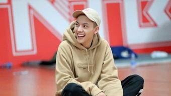 娱乐吃瓜人物解说,揭秘吃瓜人物的幕后故事 第1张 娱乐吃瓜人物解说,揭秘吃瓜人物的幕后故事 第1张