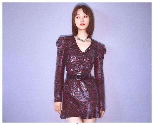 蓝盈莹被圈内人爆料,真相背后引热议  第1张